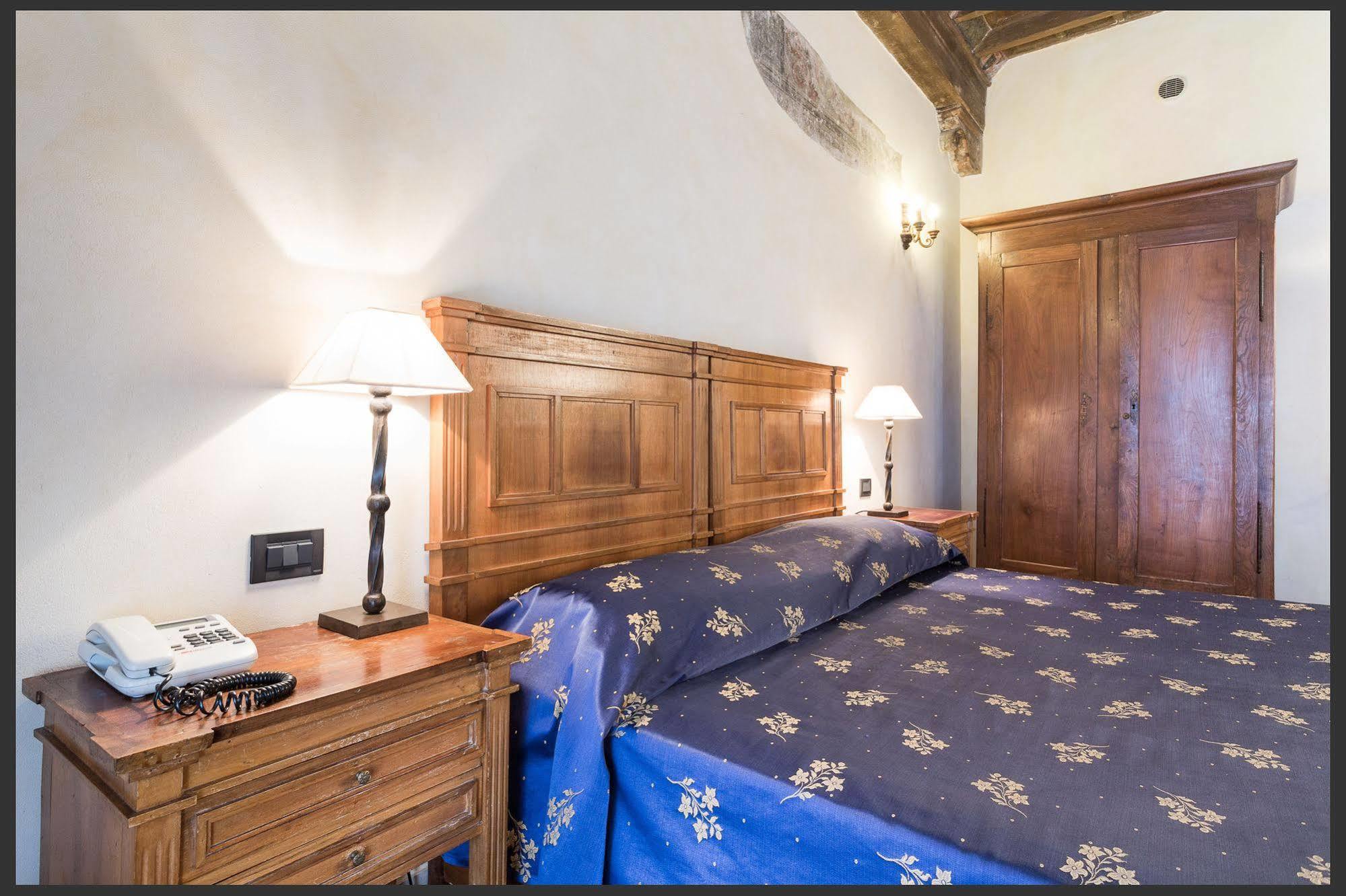 Hotel Columbus روما المظهر الخارجي الصورة