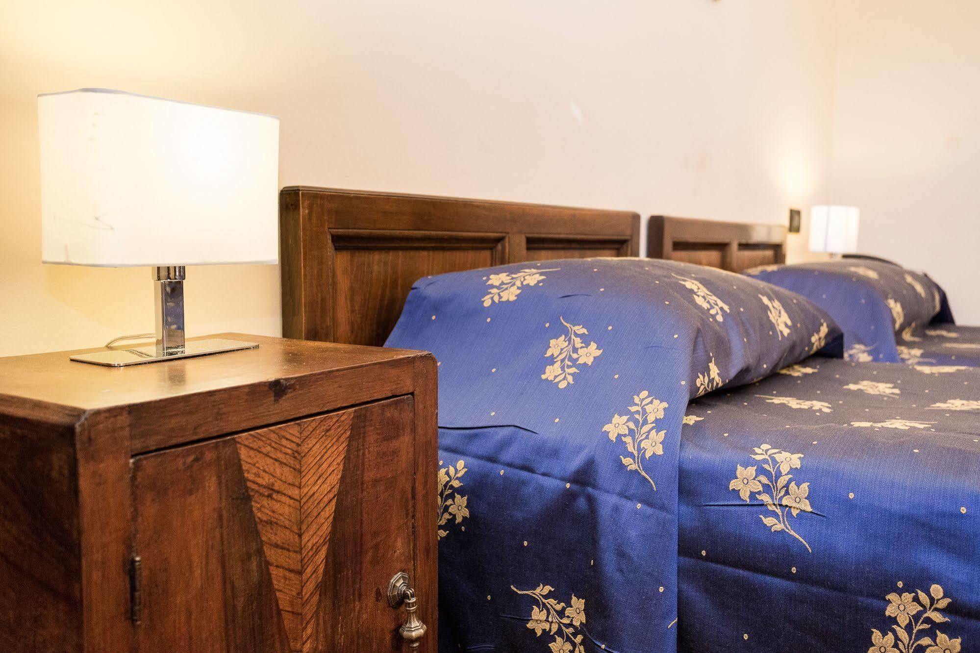 Hotel Columbus روما المظهر الخارجي الصورة