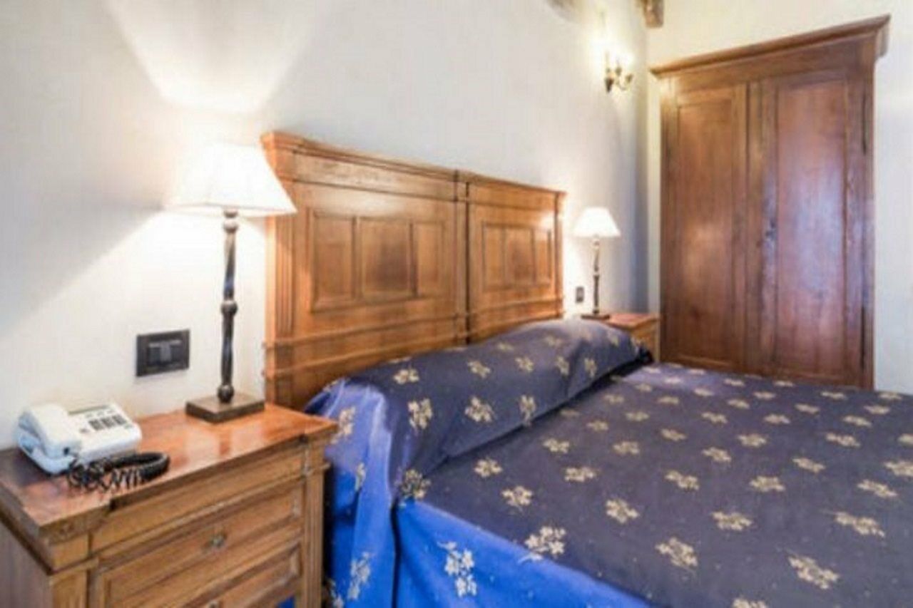Hotel Columbus روما المظهر الخارجي الصورة